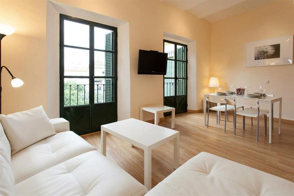Hotel Boutique Casas De Santa Cruz Sevilla Eksteriør billede